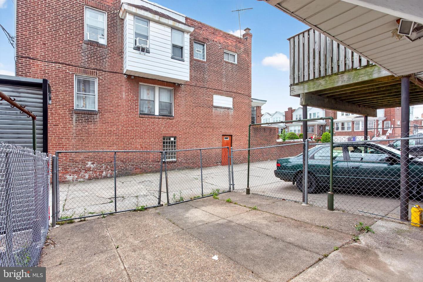 5341 Large St Property Photo 31