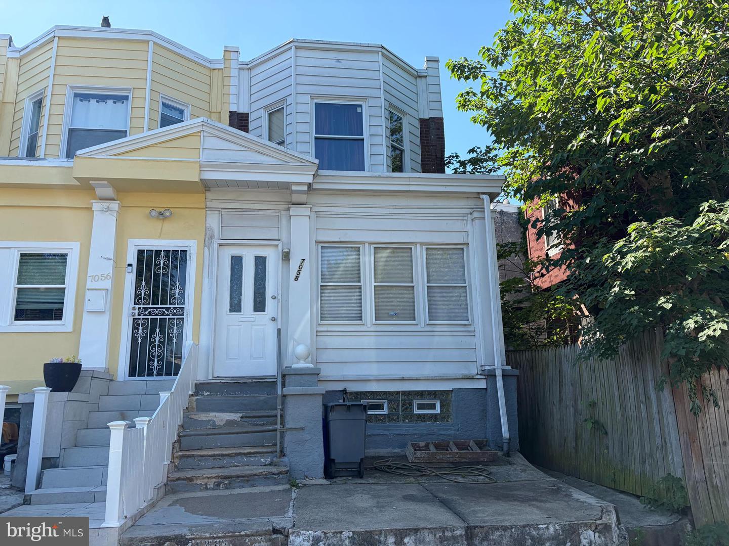 7058 SAYBROOK AVE Property Photo 1