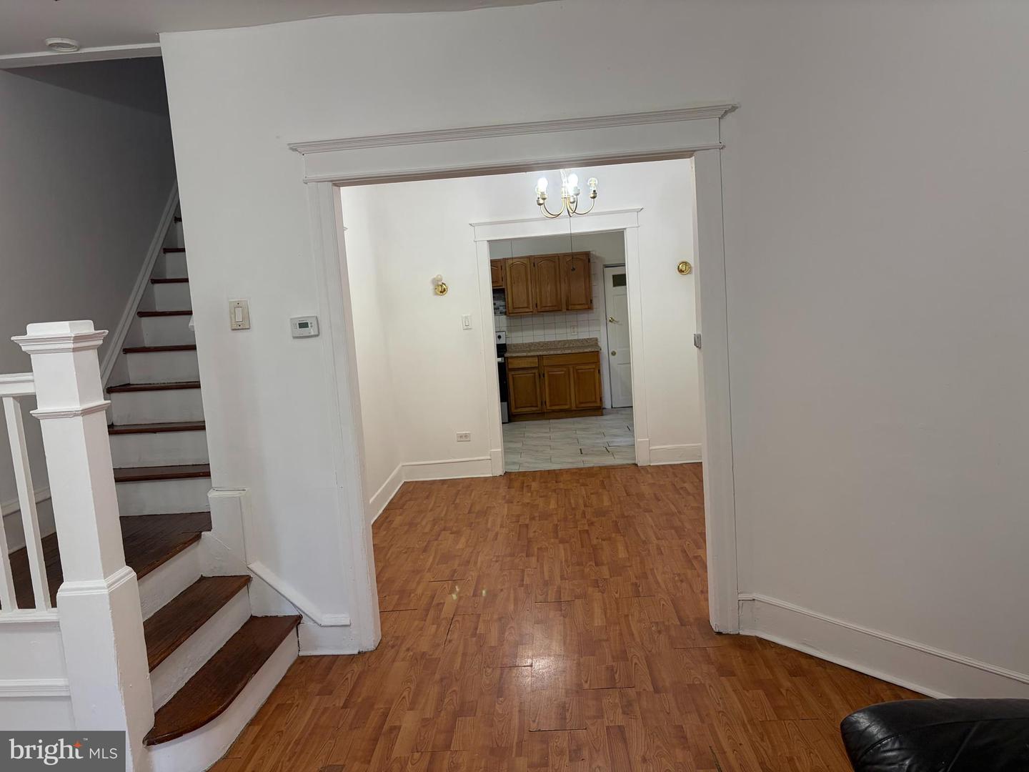 7058 Saybrook Ave Property Photo 7
