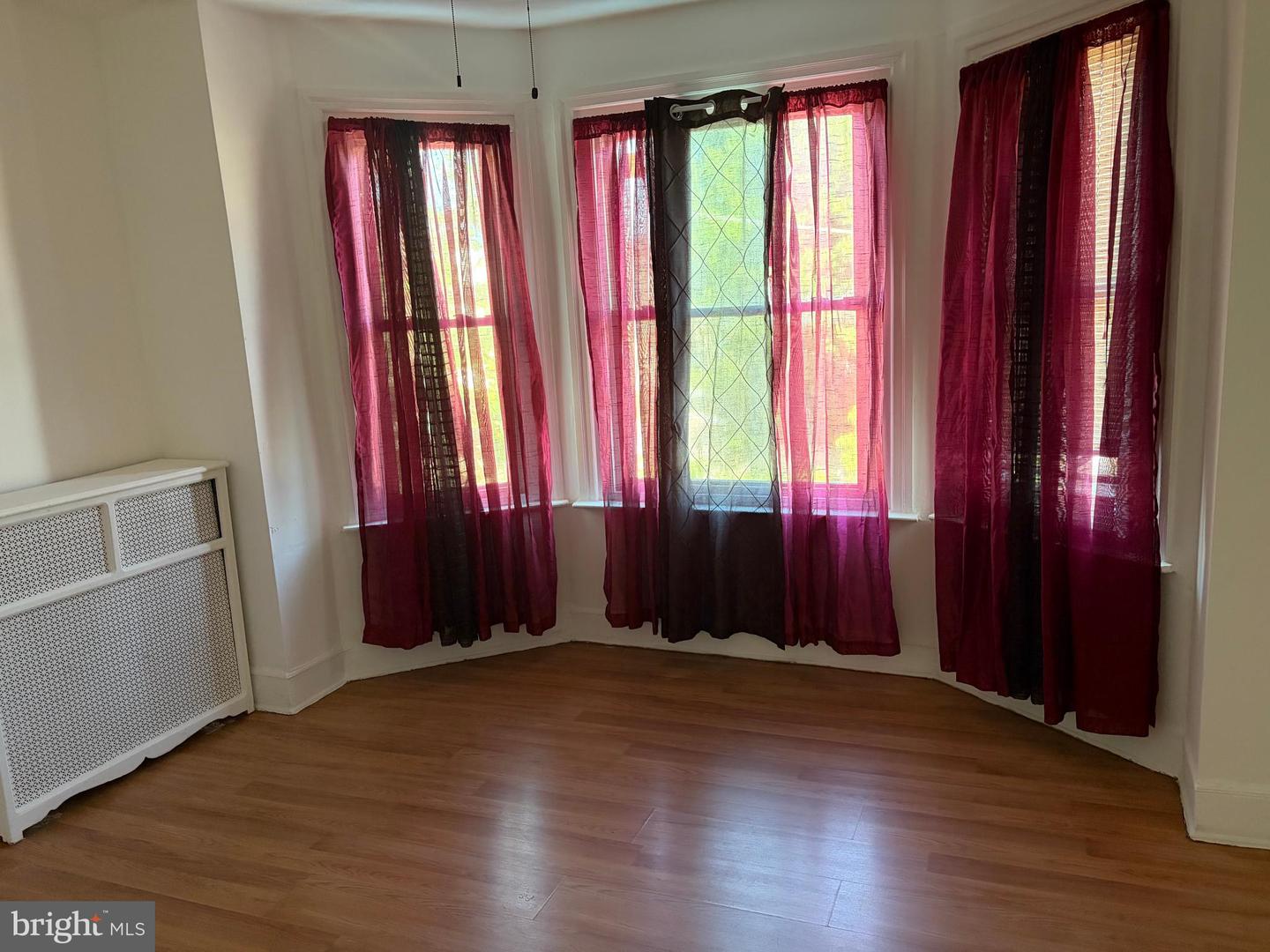 7058 Saybrook Ave Property Photo 12