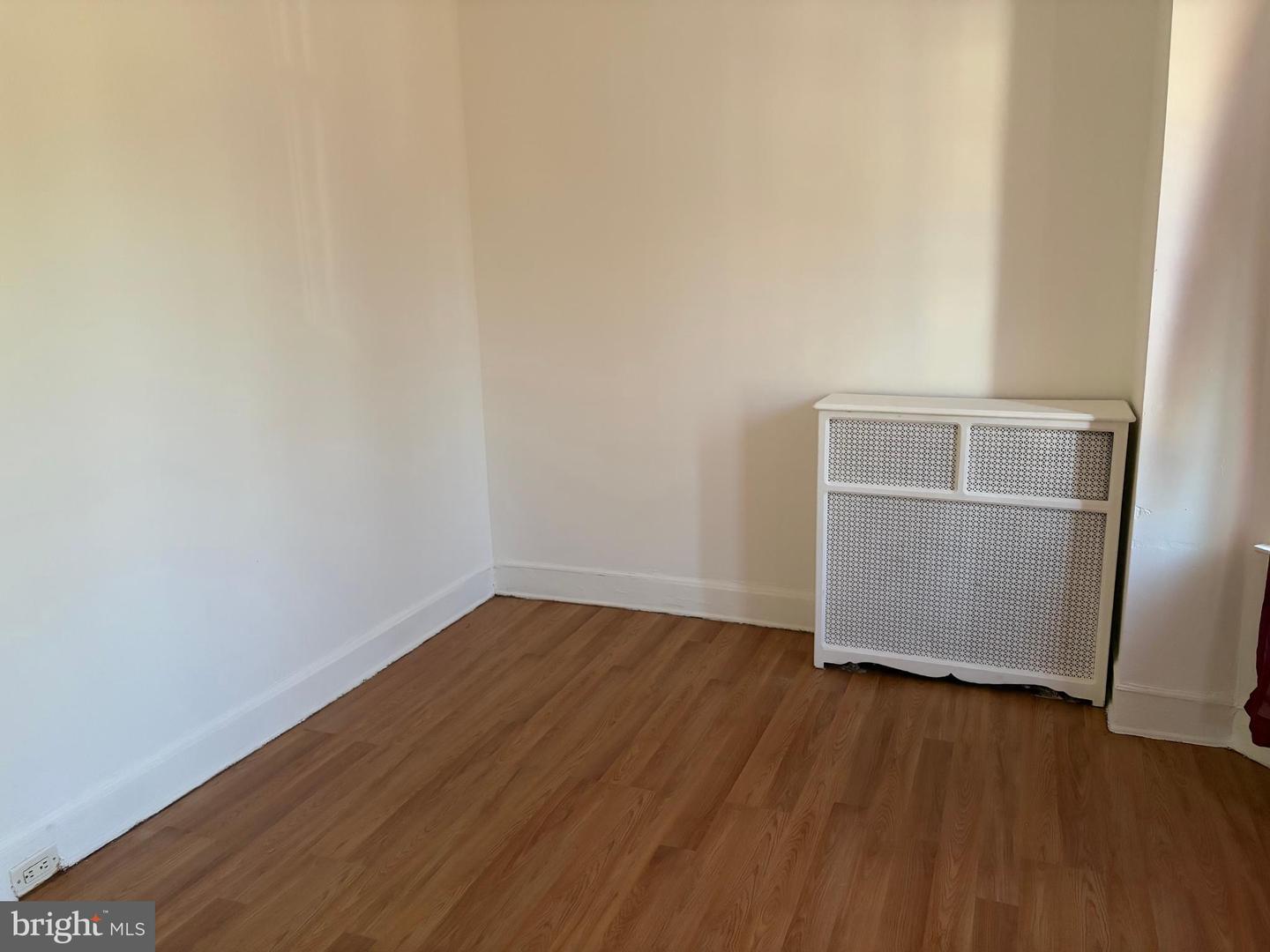 7058 Saybrook Ave Property Photo 13