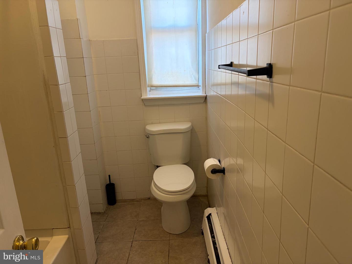 7058 Saybrook Ave Property Photo 18