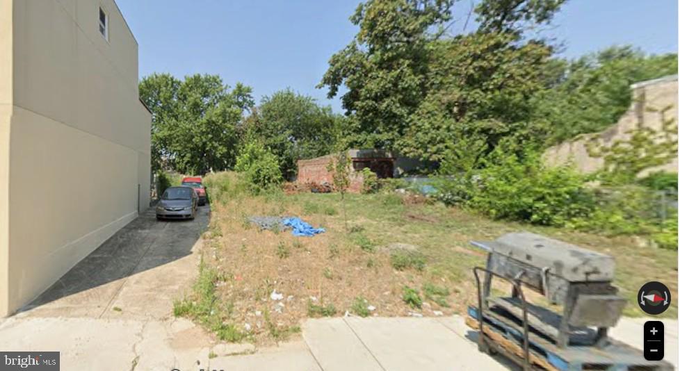 1325 N CONESTOGA ST Property Photo 1