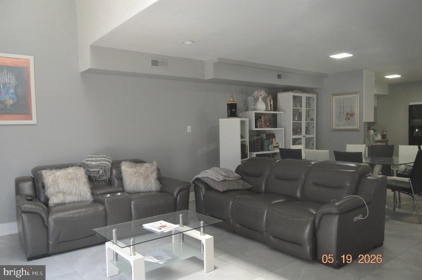 10215 Murty Ln Property Photo 7