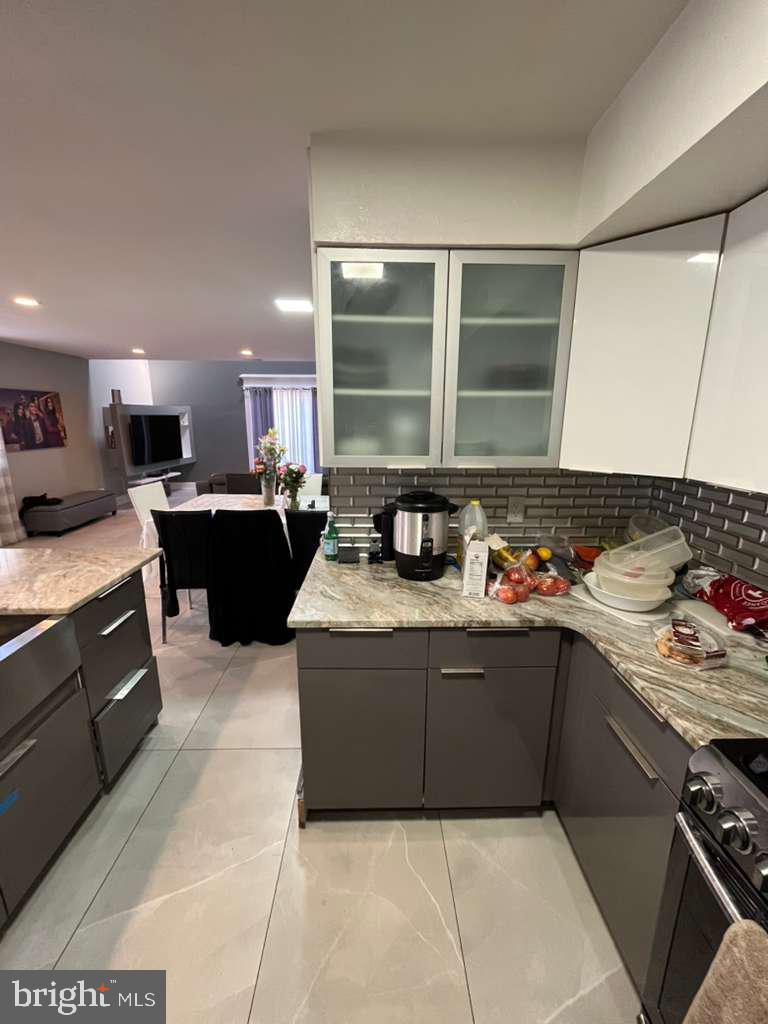 10215 Murty Ln Property Photo 15