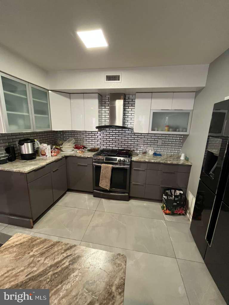 10215 Murty Ln Property Photo 16