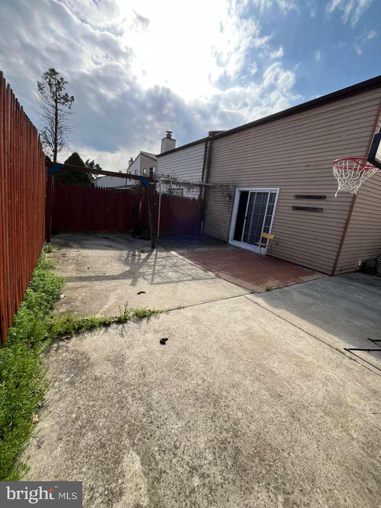 10215 Murty Ln Property Photo 48