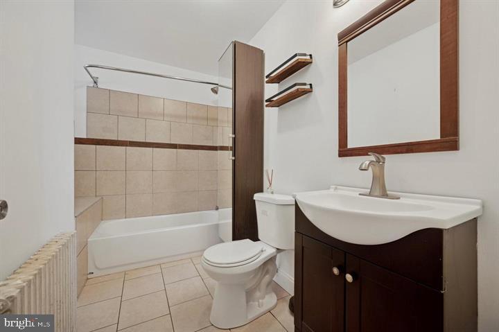 2467 N 79th Ave #1 Property Photo 12