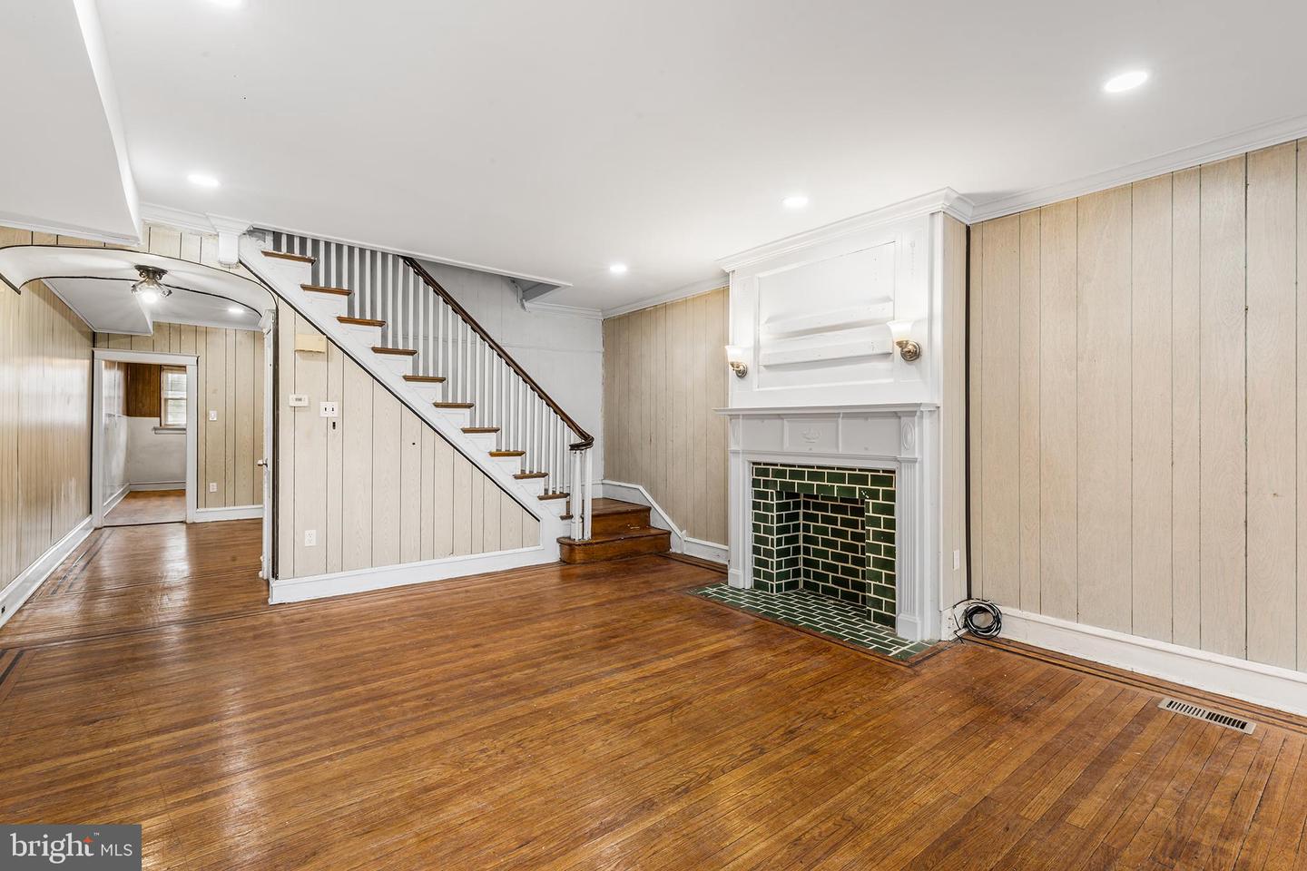 7014 Ogontz Ave Property Photo 8
