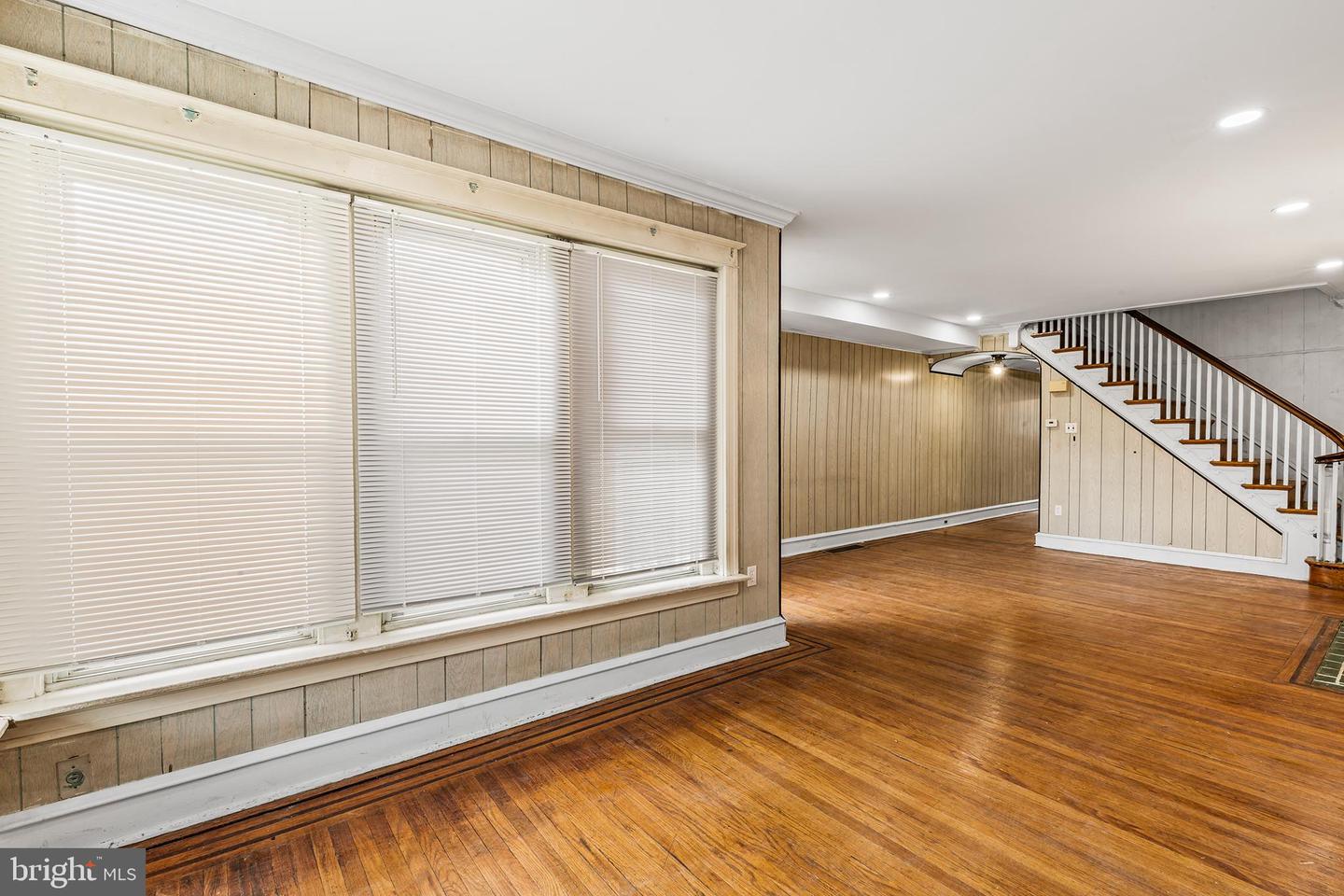7014 Ogontz Ave Property Photo 12