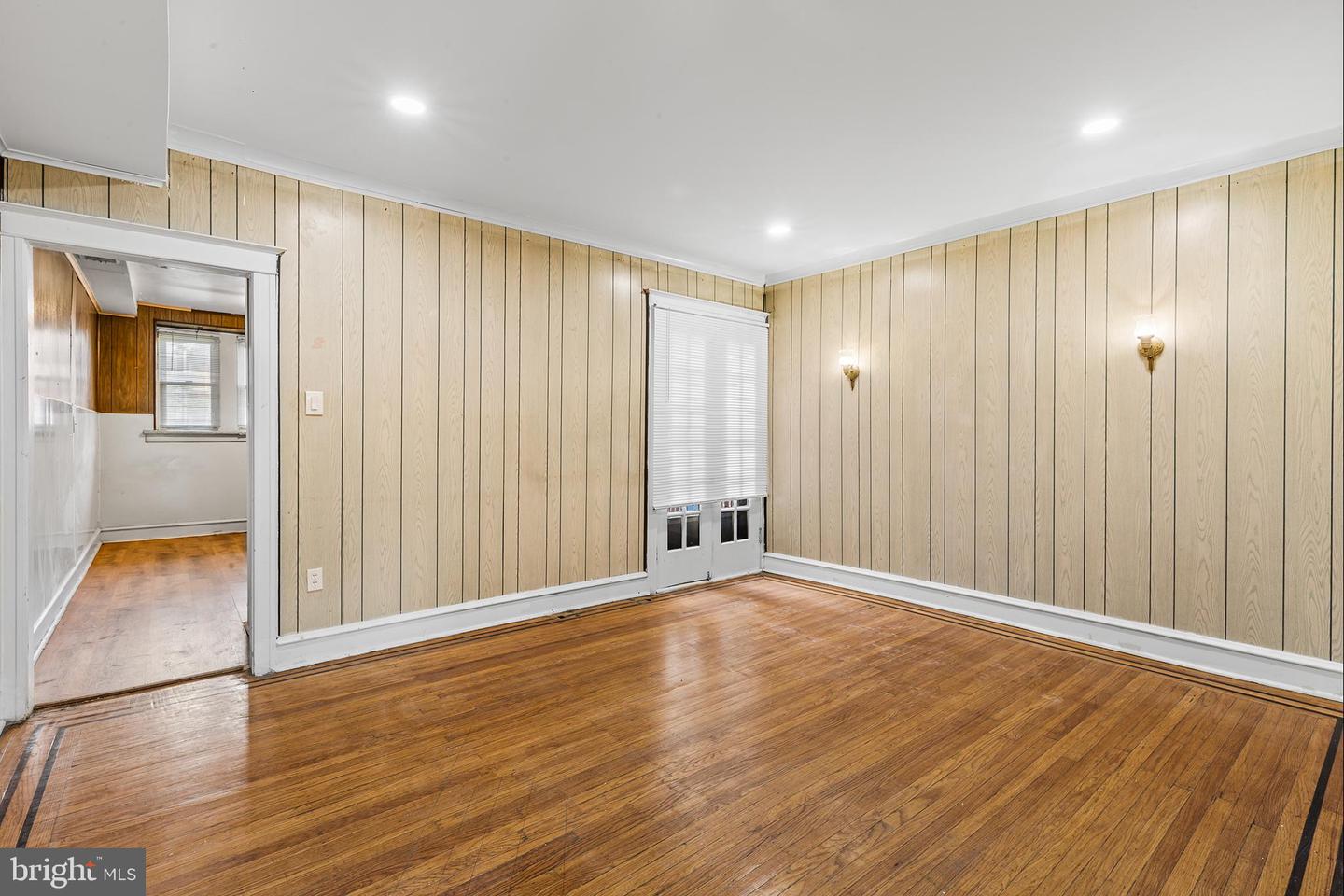 7014 Ogontz Ave Property Photo 13