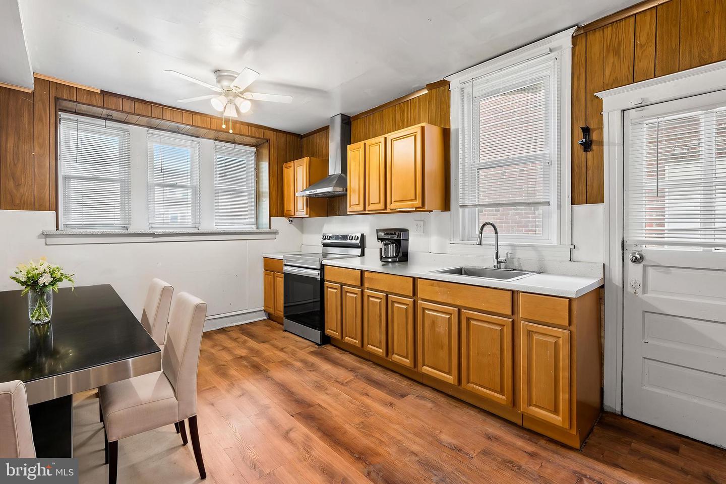 7014 Ogontz Ave Property Photo 16