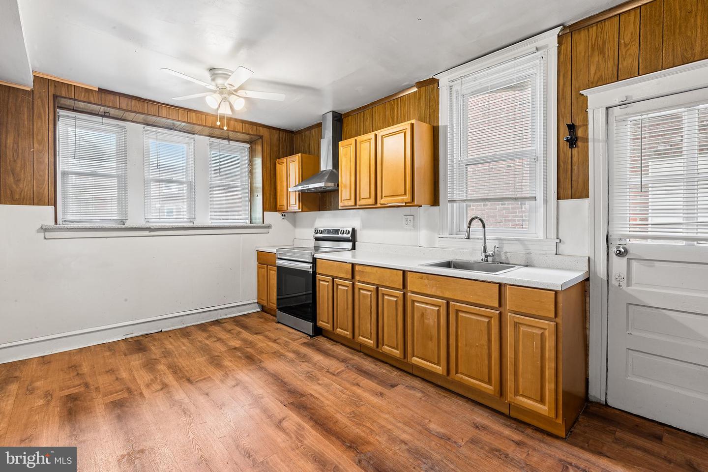 7014 Ogontz Ave Property Photo 17