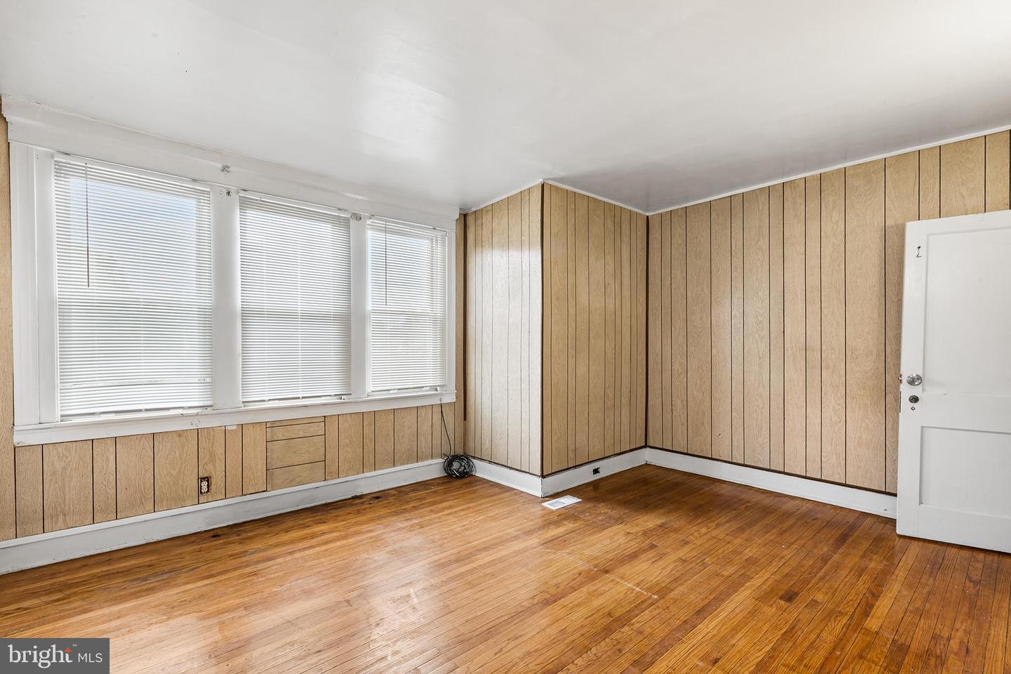 7014 Ogontz Ave Property Photo 29