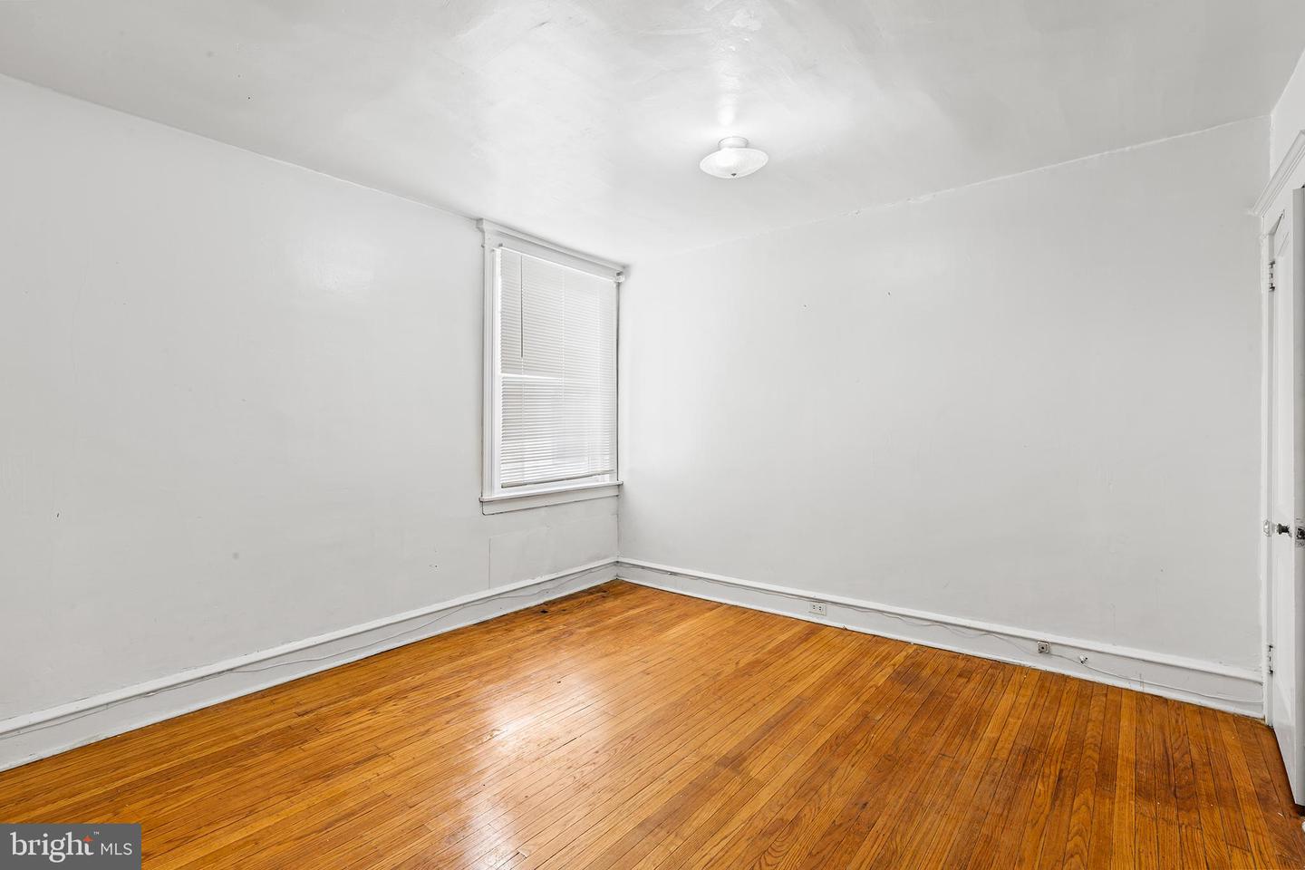 7014 Ogontz Ave Property Photo 32