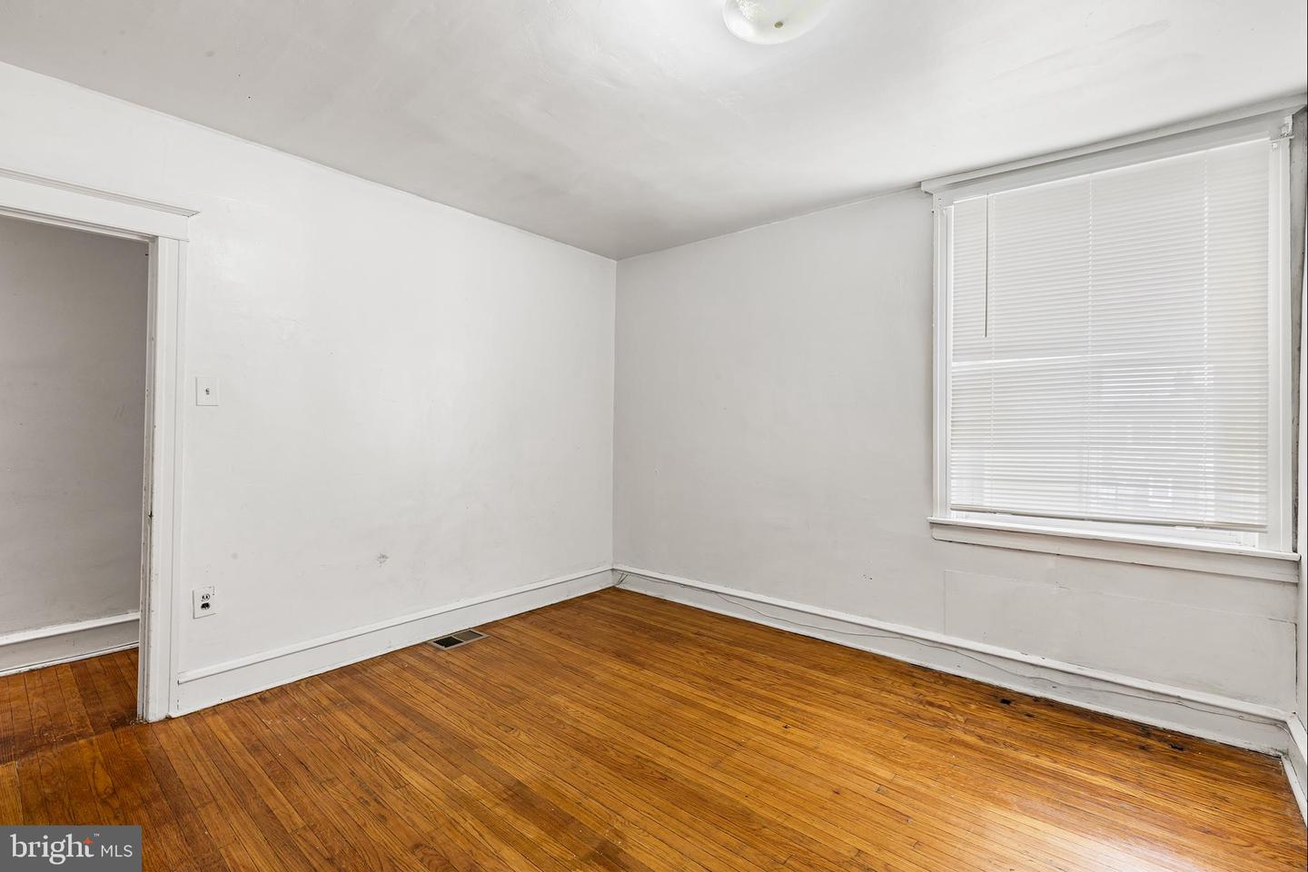 7014 Ogontz Ave Property Photo 33