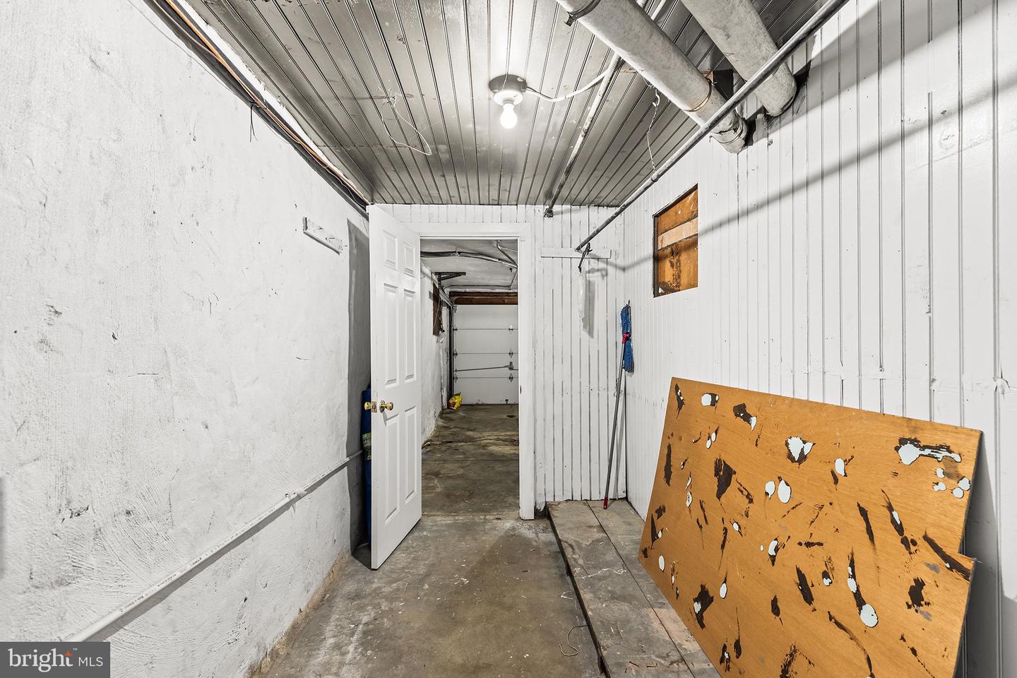 7014 Ogontz Ave Property Photo 46