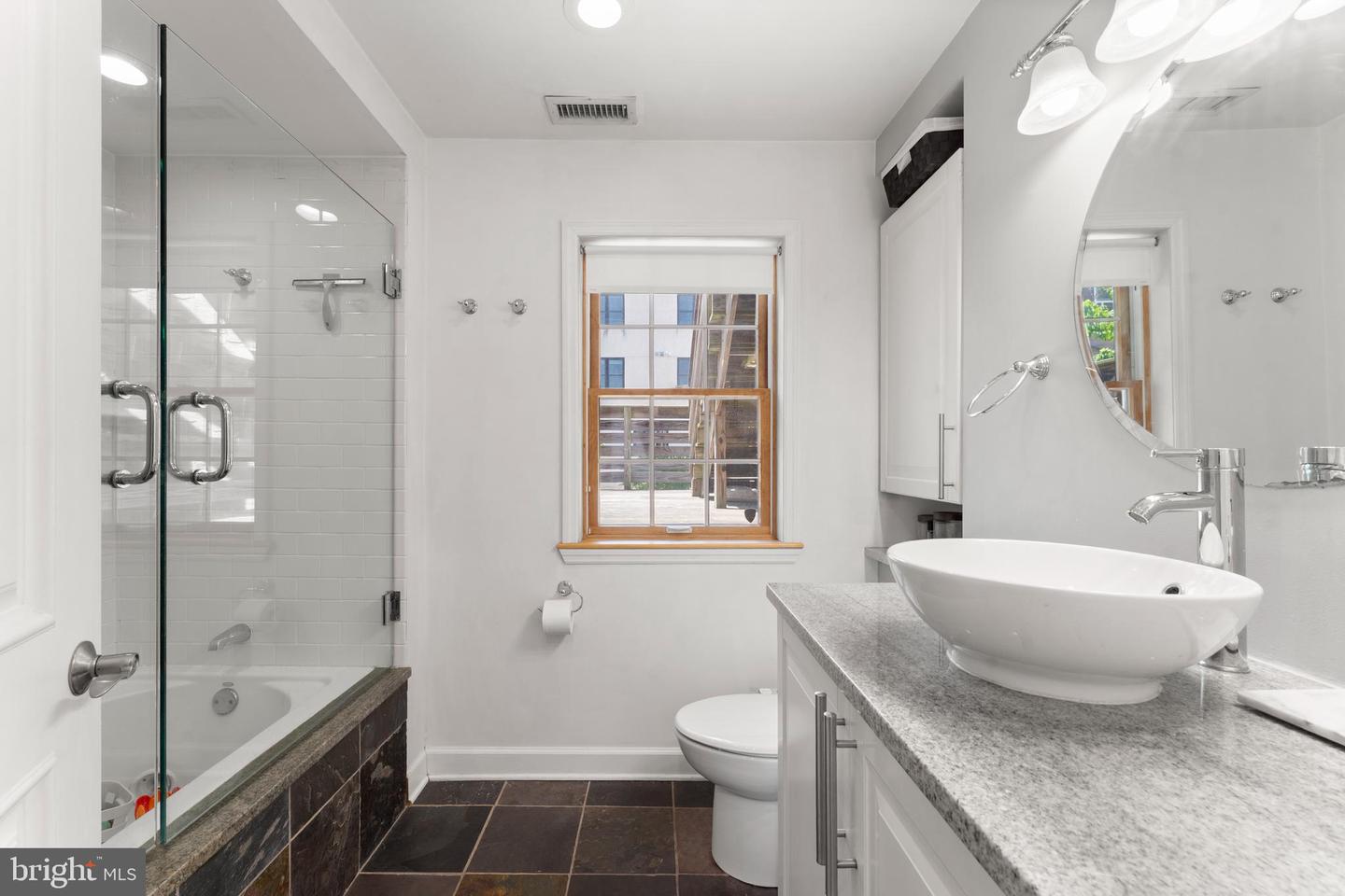 1304 S Howard St Property Photo 18