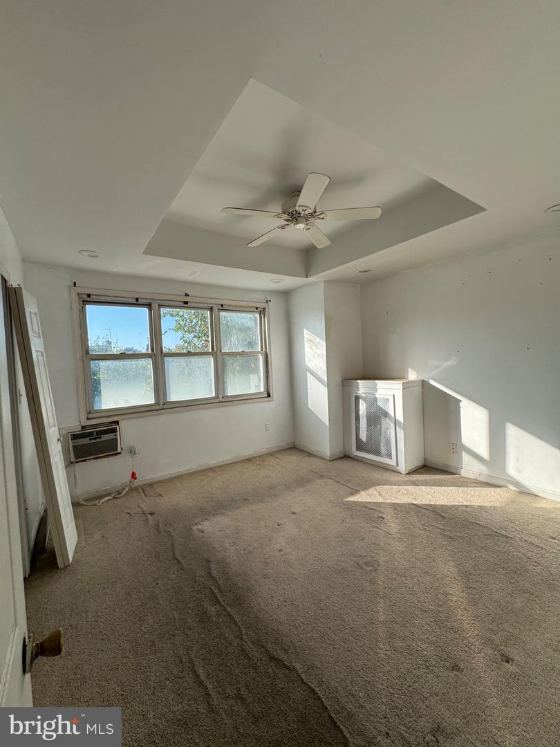 5635 Diamond St Property Photo 18