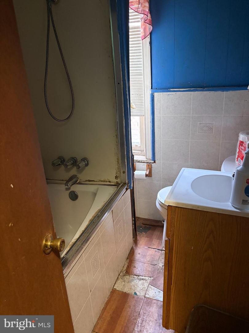 5736 Market St Property Photo 10