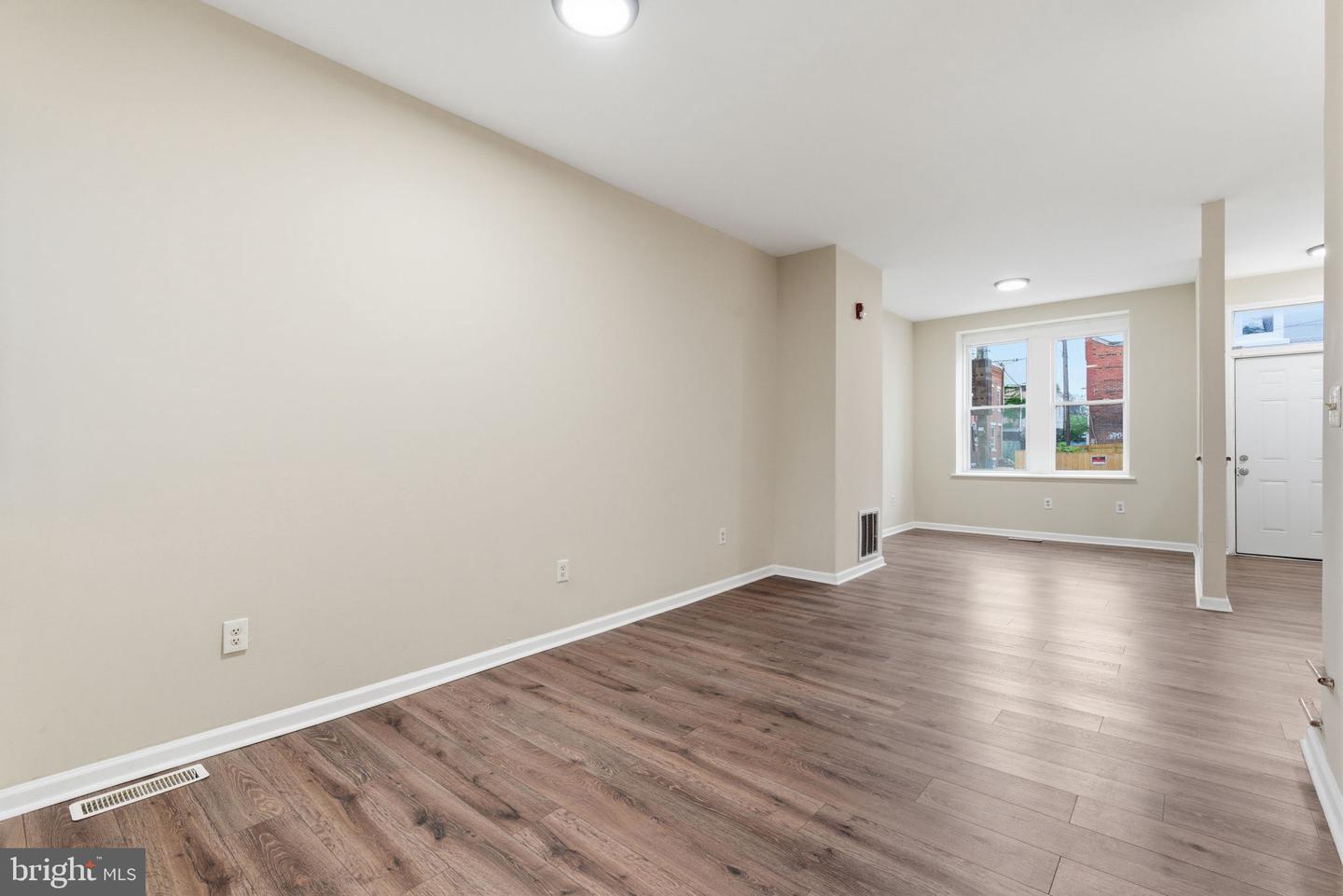 1817 N Gratz St Property Photo 8