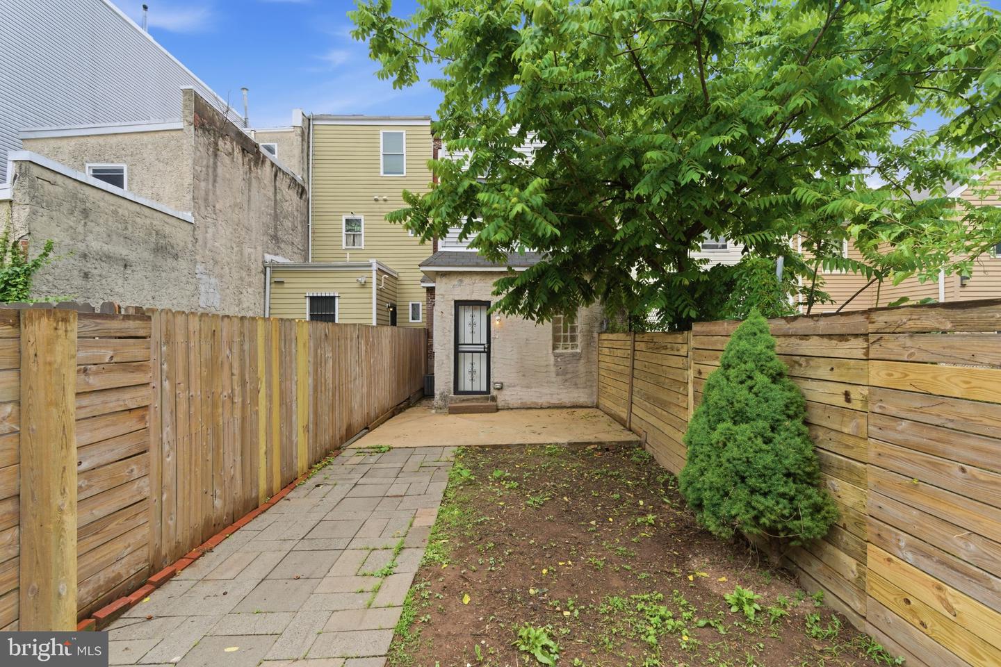 1817 N Gratz St Property Photo 19