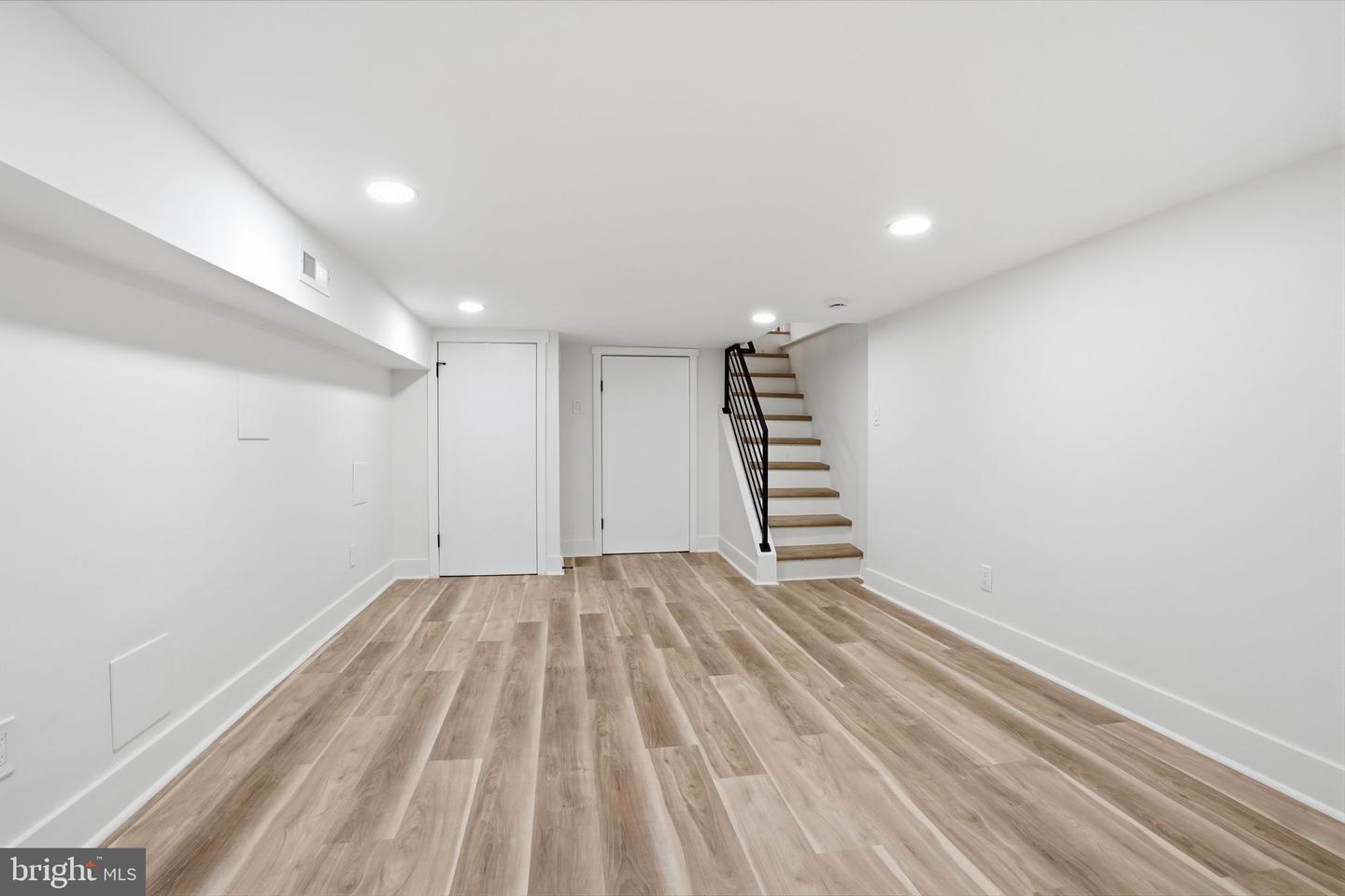 1706 S Bancroft St Property Photo 9