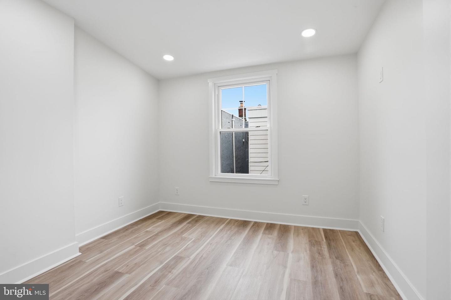 1706 S Bancroft St Property Photo 13