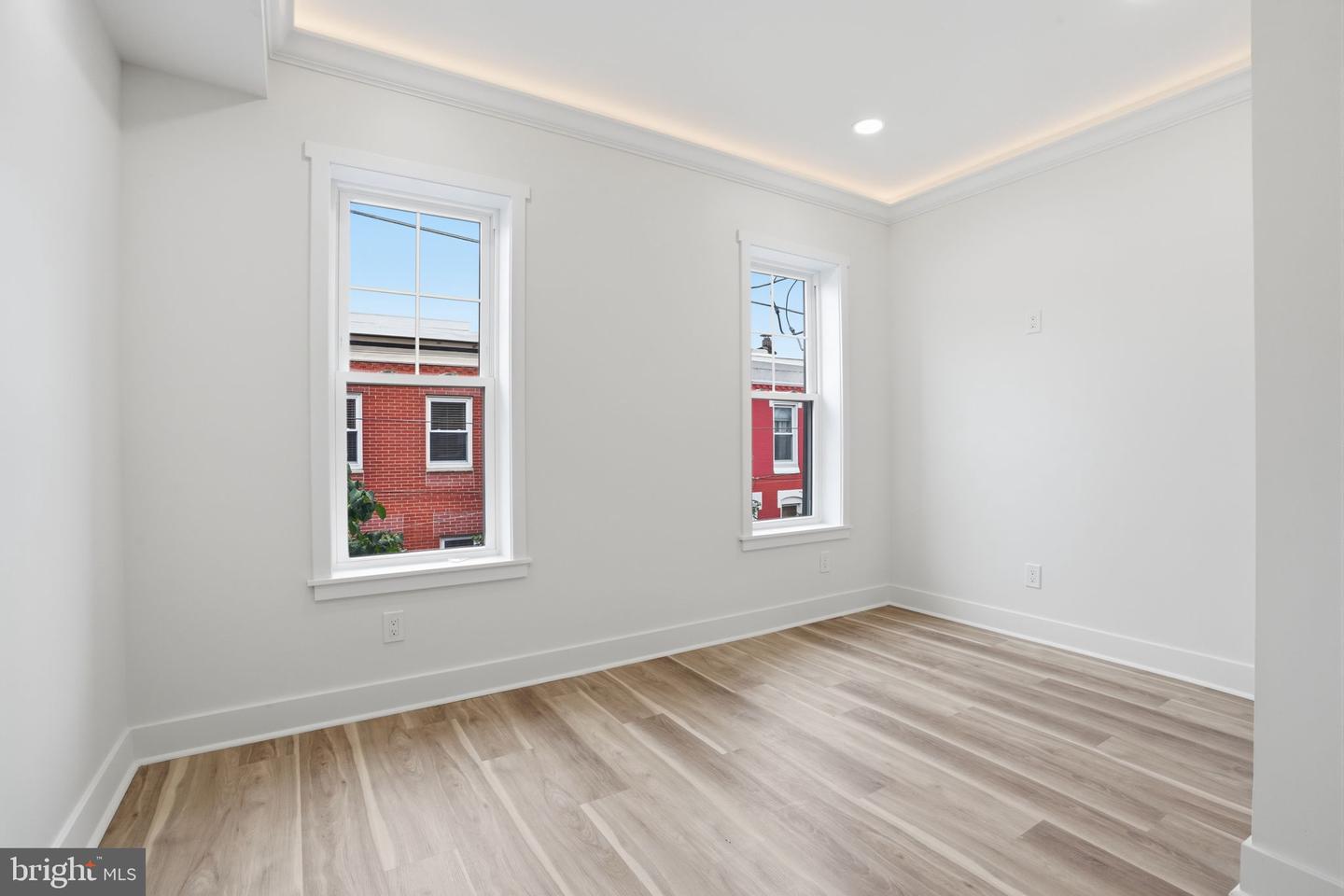1706 S Bancroft St Property Photo 17