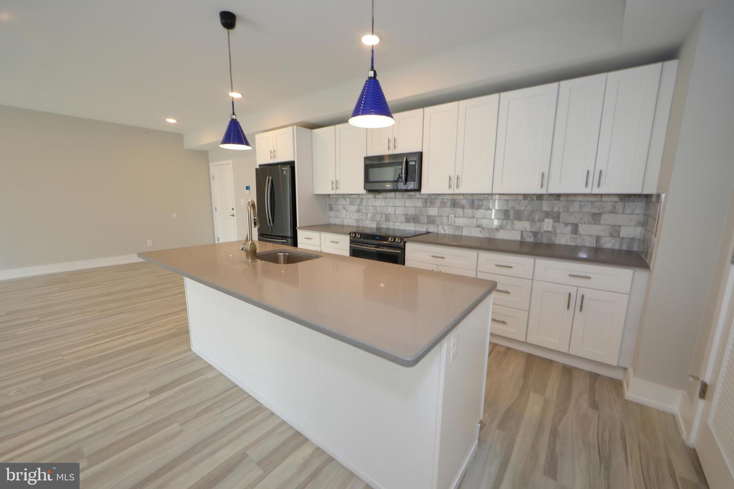 1851 Germantown Ave Property Photo 10