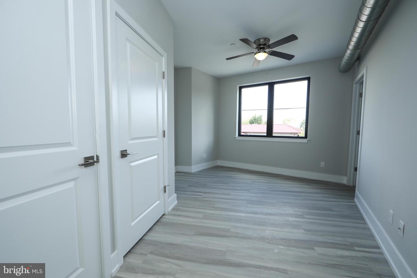 1851 Germantown Ave Property Photo 23