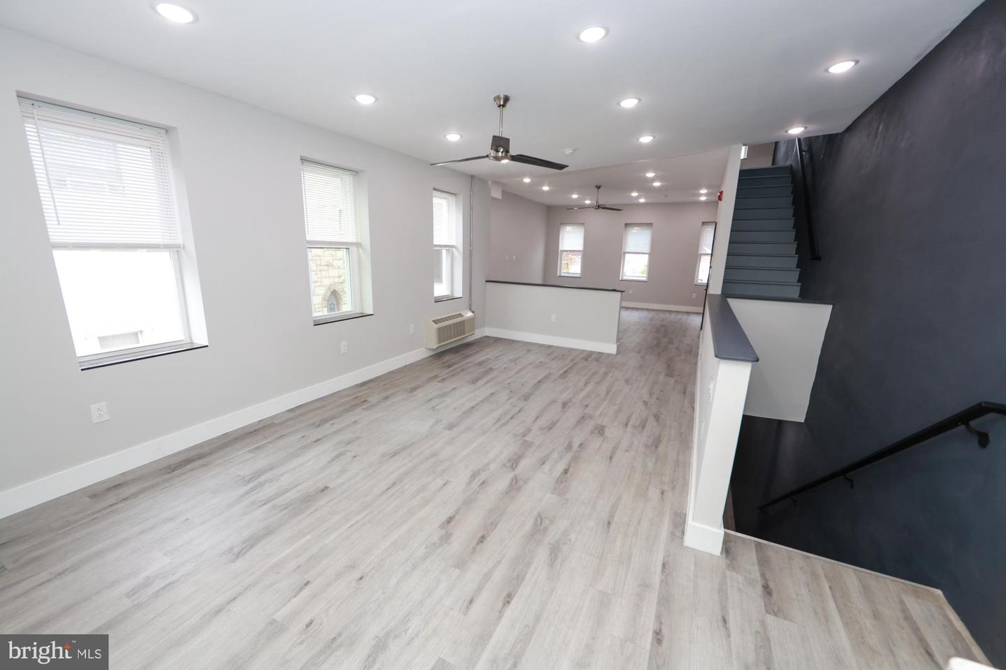 3567 Kensington Ave Property Photo 6