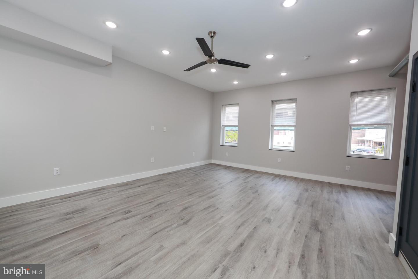 3567 Kensington Ave Property Photo 14