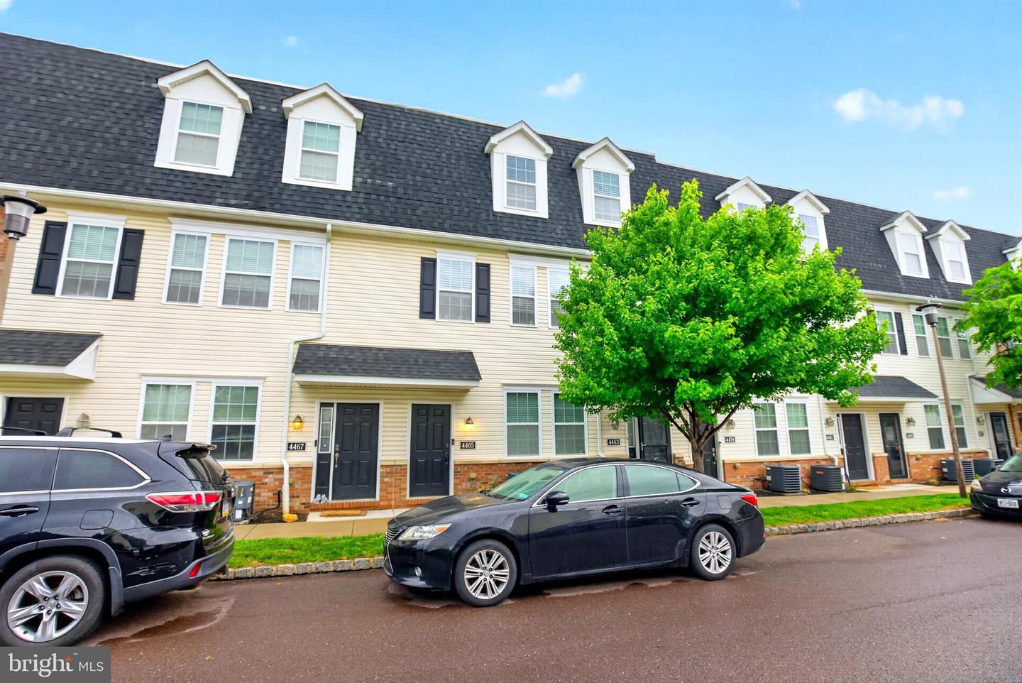 4465-00 Driftwood Dr #122 Property Photo 1