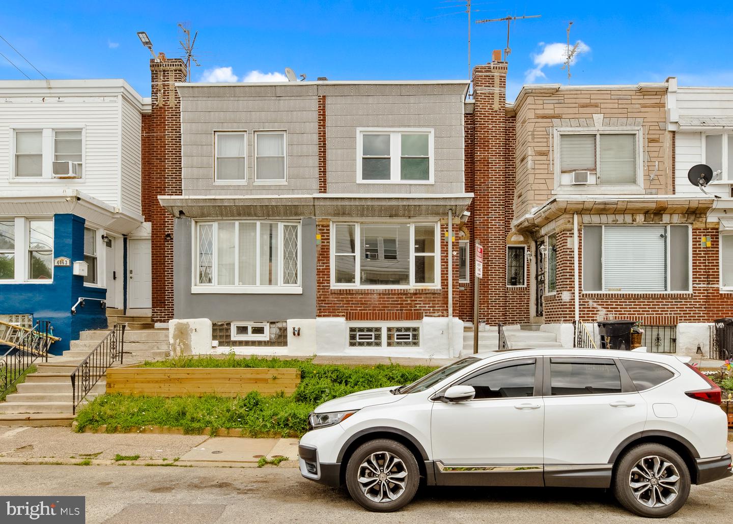4059 Howland St Property Photo 1