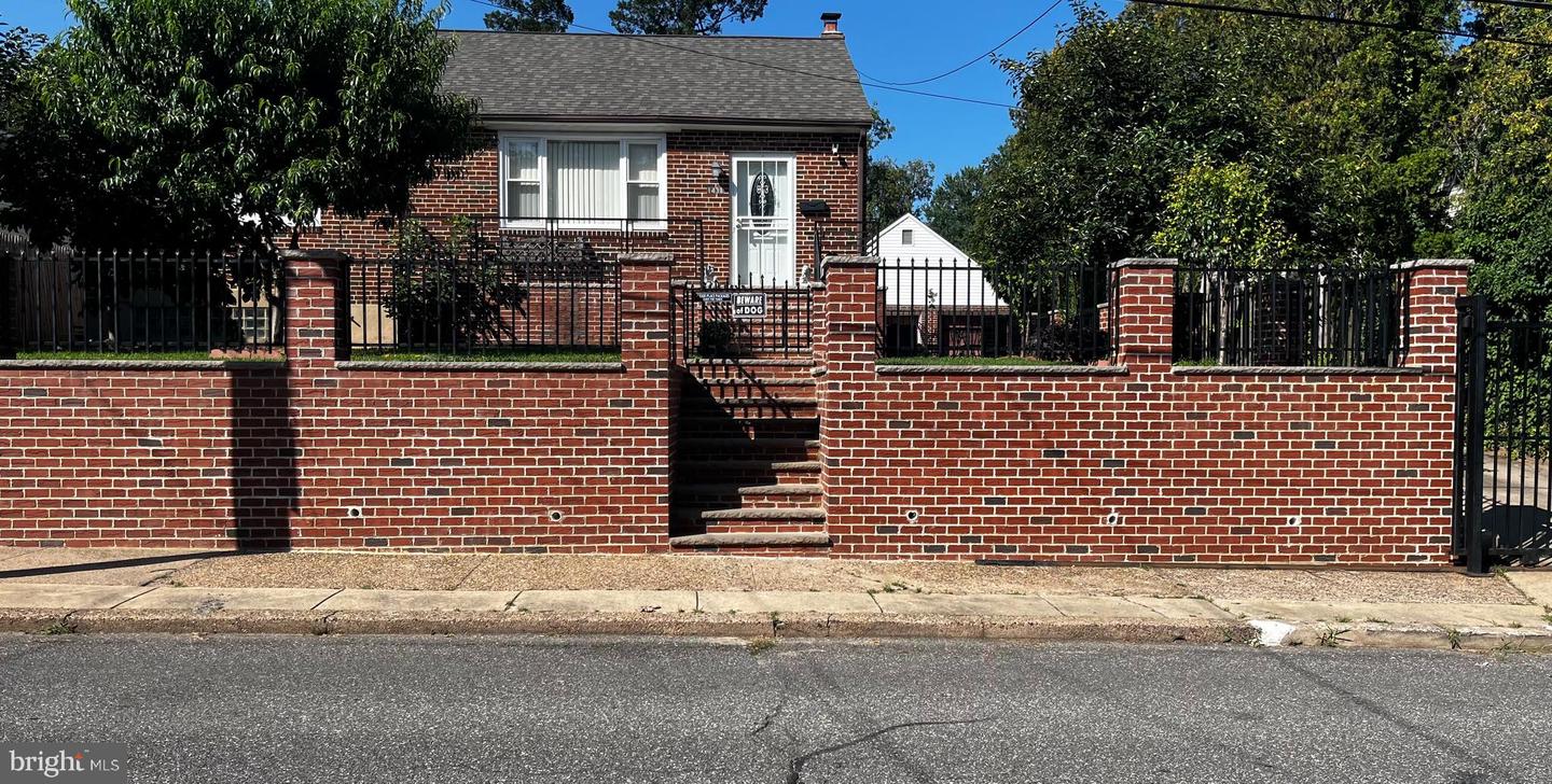1431-35 Vista St Property Photo 1
