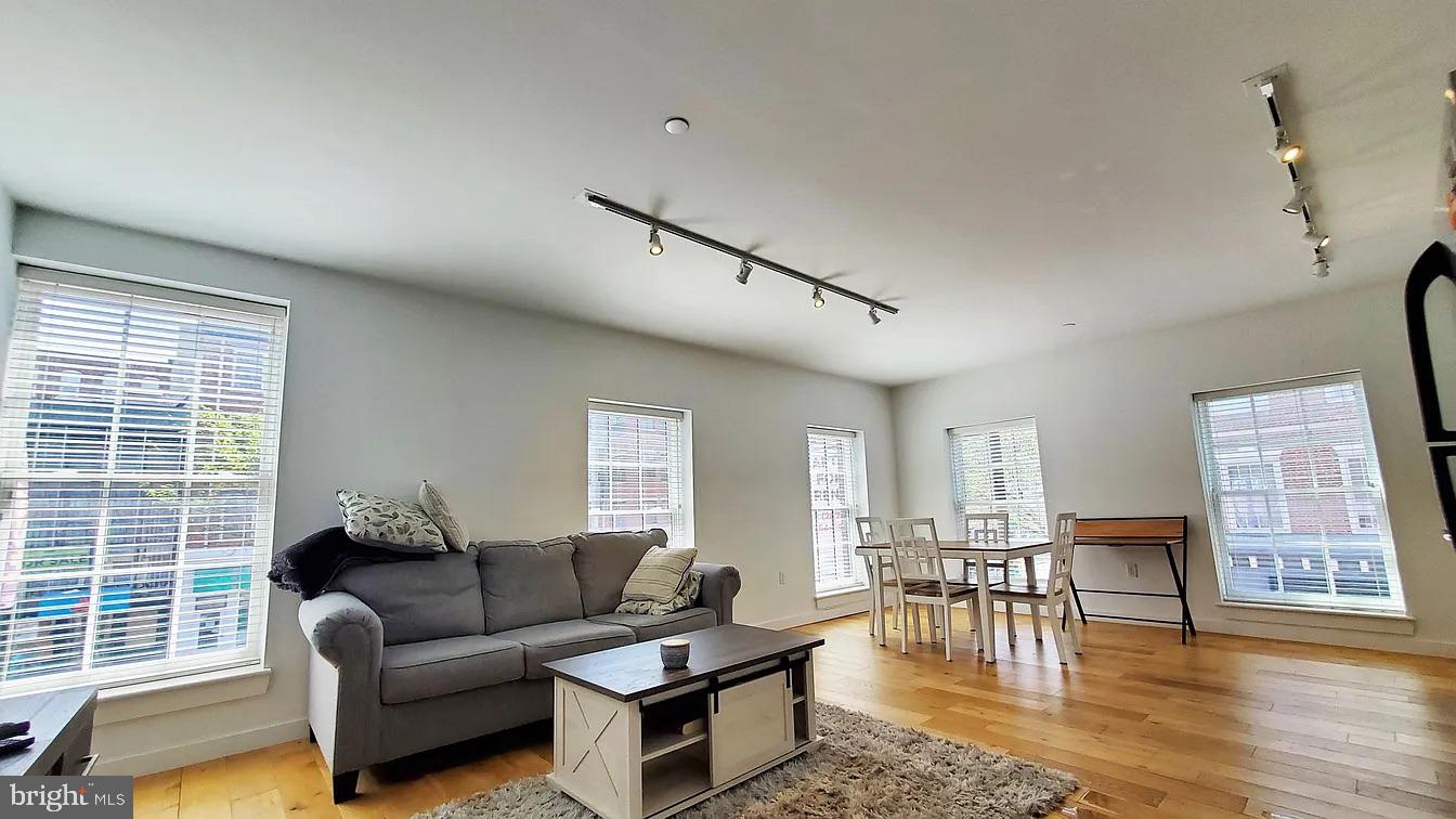 224 Church St #unit 213 Property Photo 2