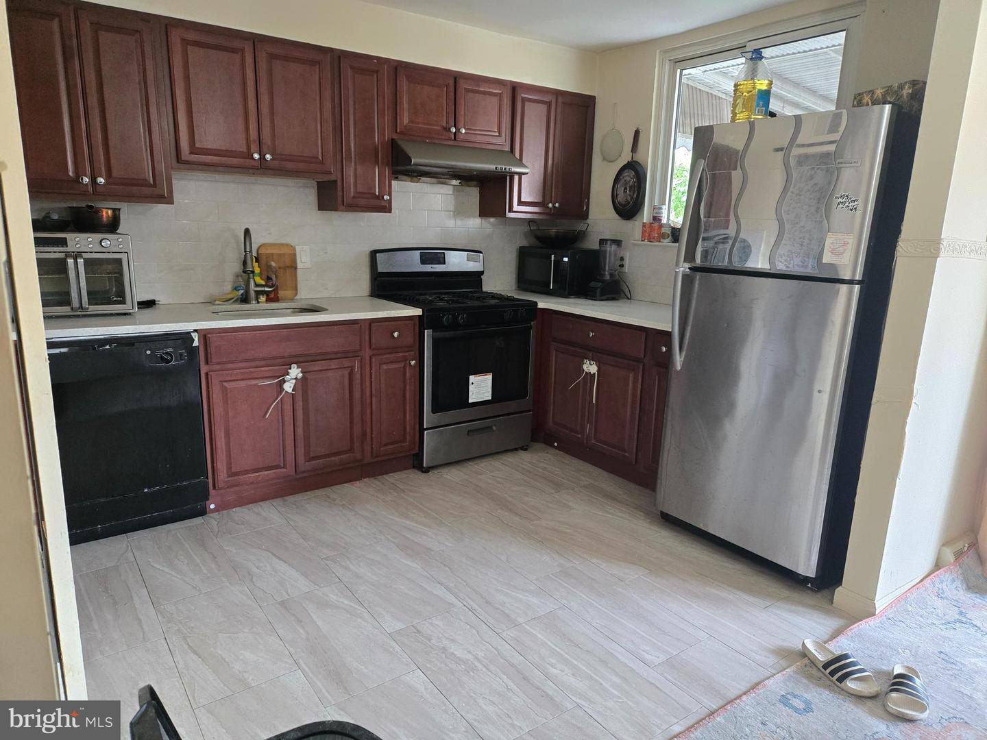 1517 Guilford Pl Property Photo 3