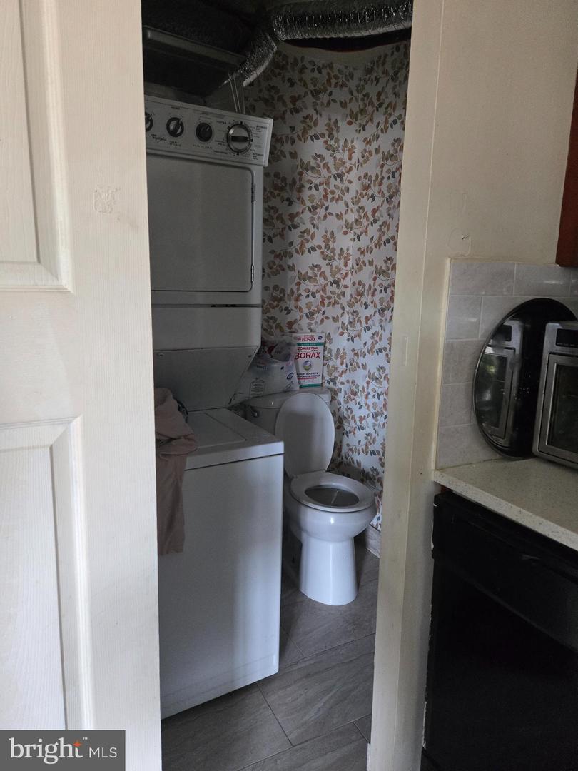 1517 Guilford Pl Property Photo 4