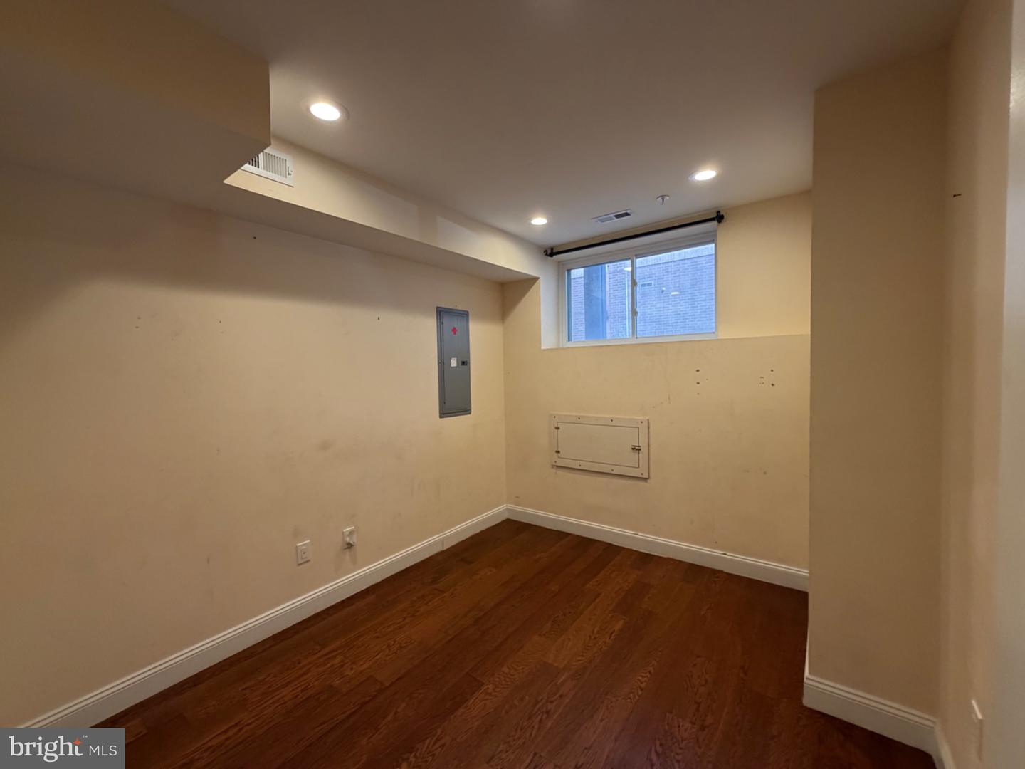 1614 Cambridge St #1 Property Photo 8
