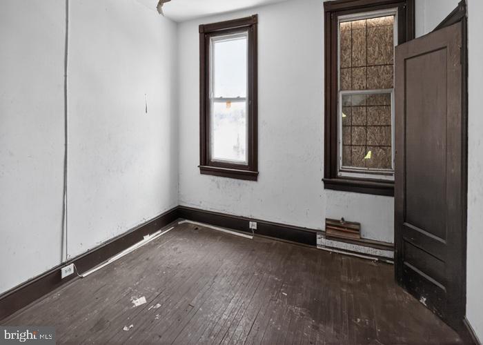 3838 N 18th St Property Photo 6