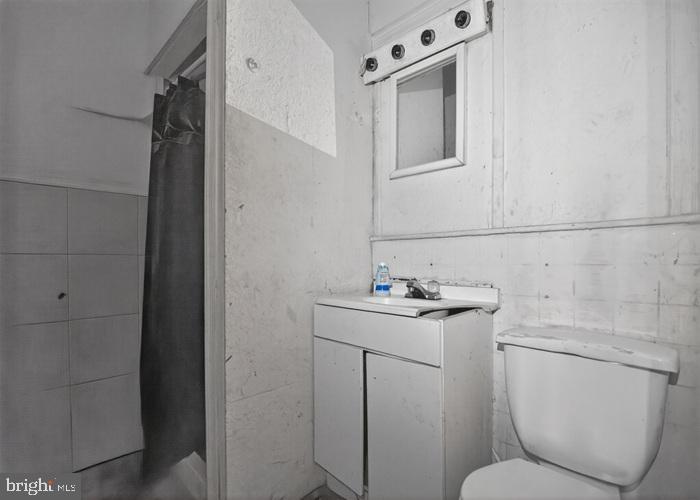 3838 N 18th St Property Photo 12