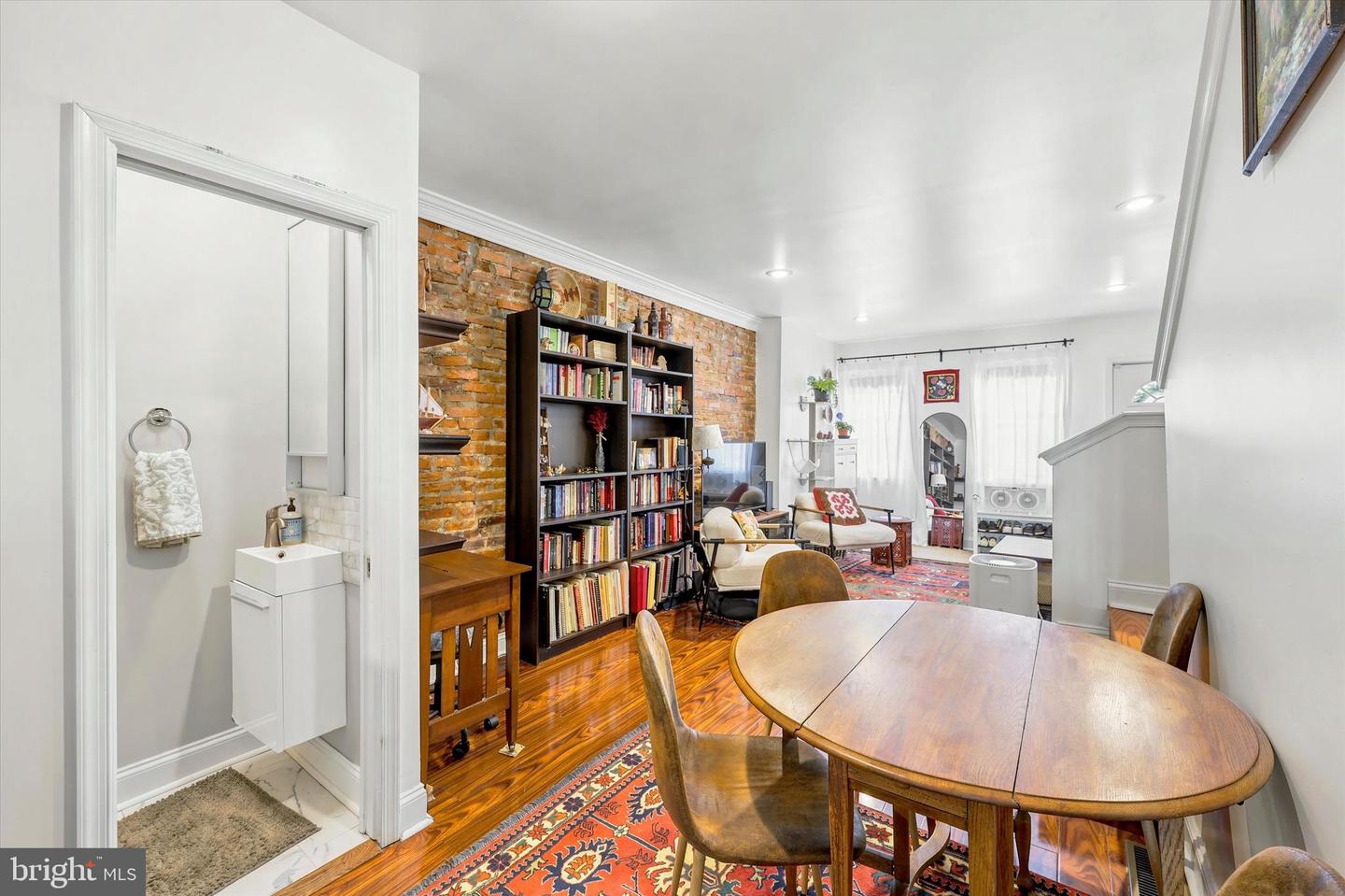 531 Greenwich St Property Photo 8