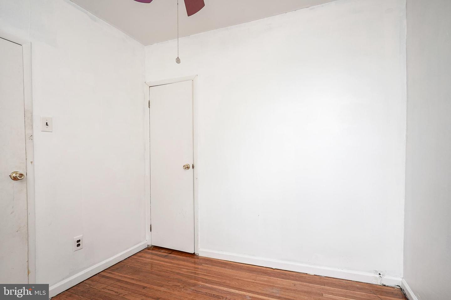 2645 S Alder St Property Photo 17