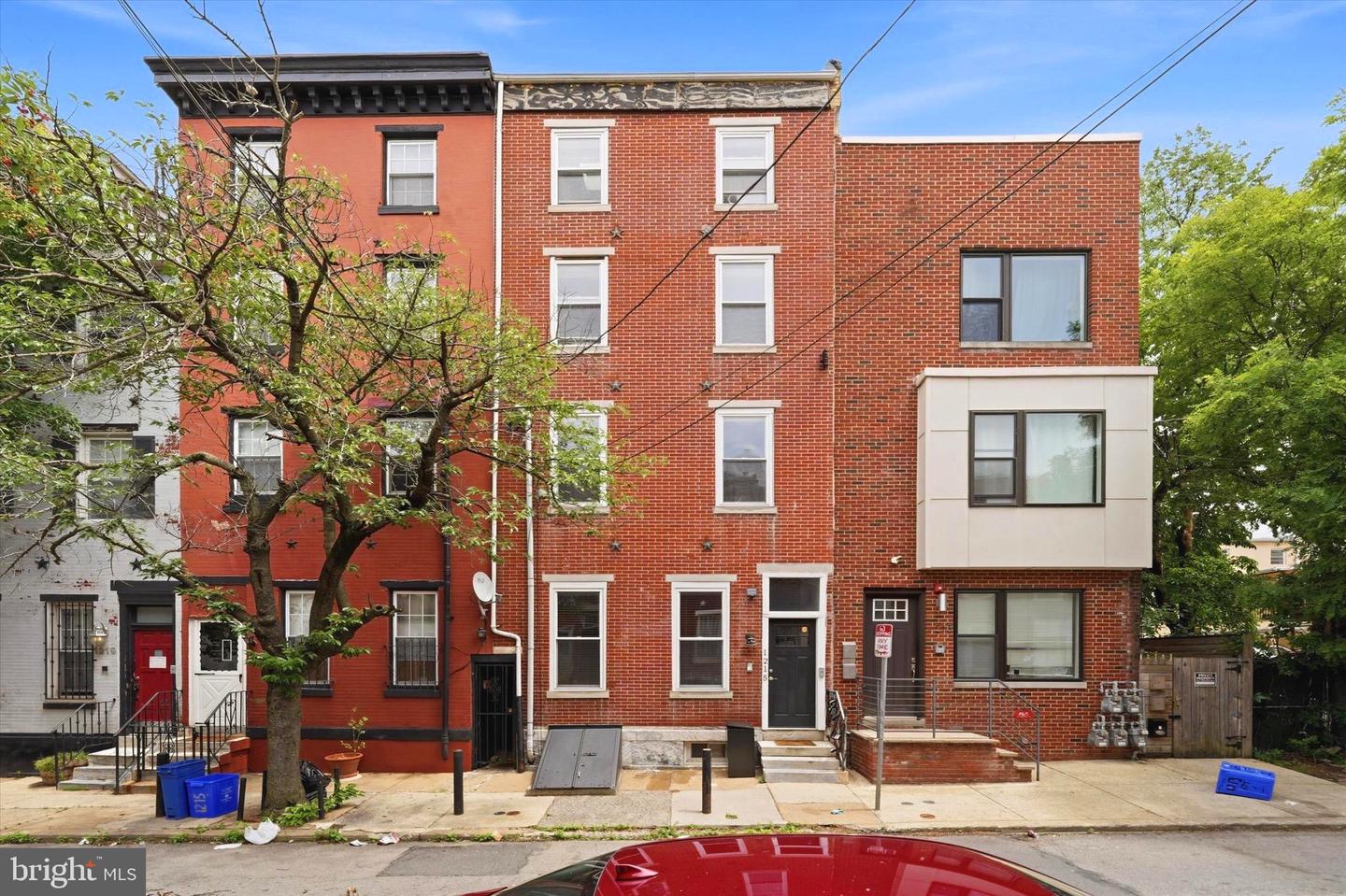 1215 N Randolph St #2 Property Photo 13