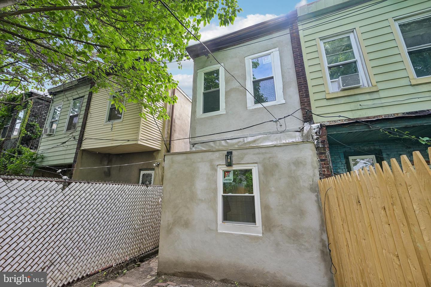 1716 N Hollywood St Property Photo 43