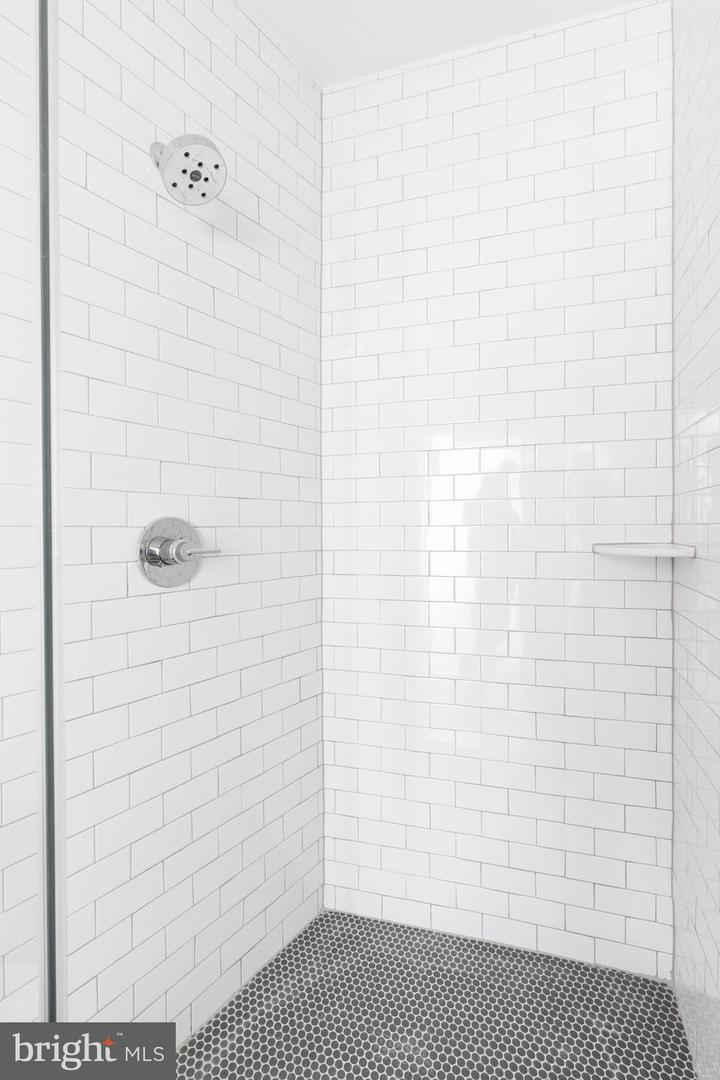 1255 N 23rd St #1 Property Photo 24