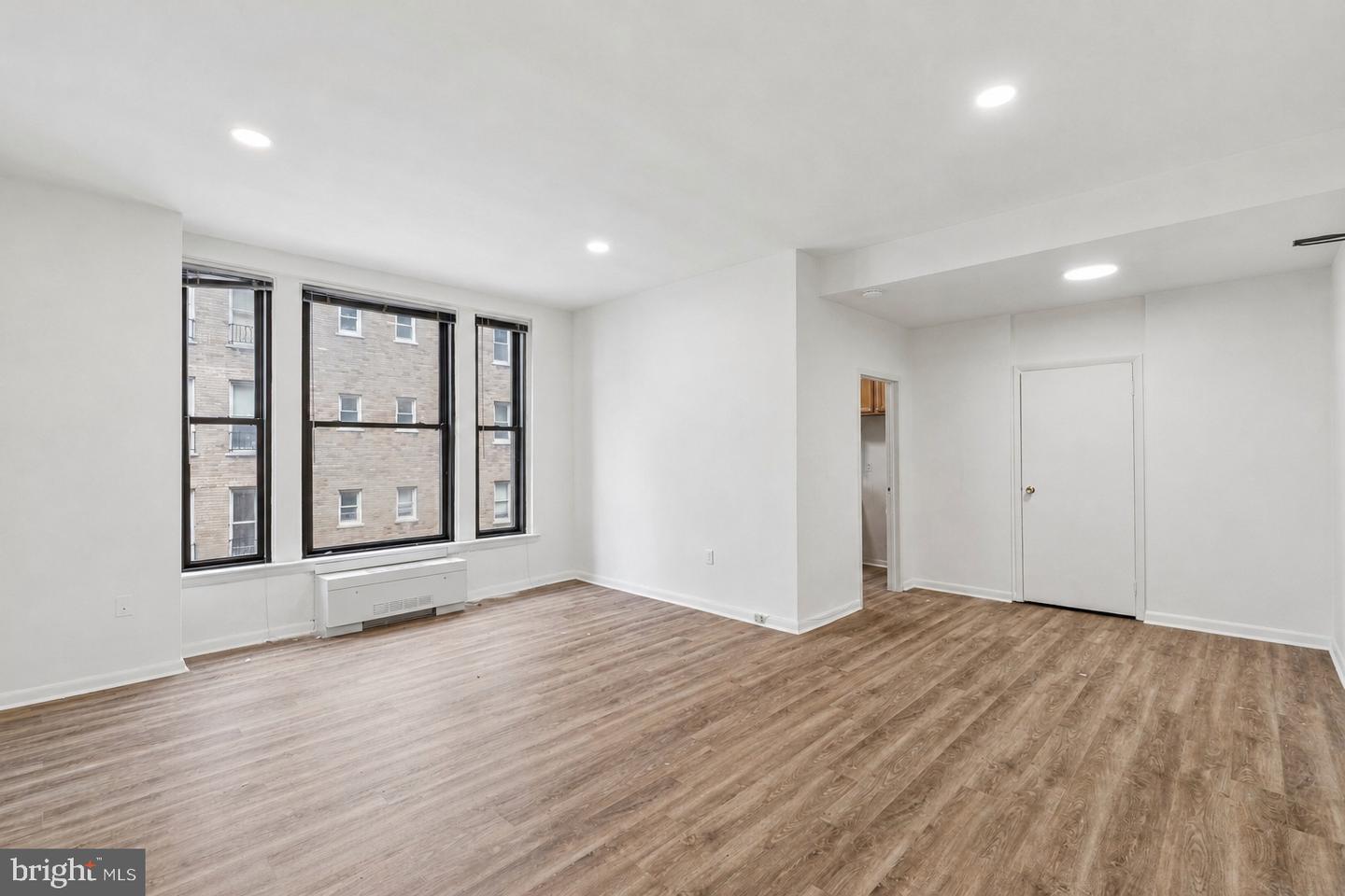 135 S 19TH ST #1508 Property Photo 1
