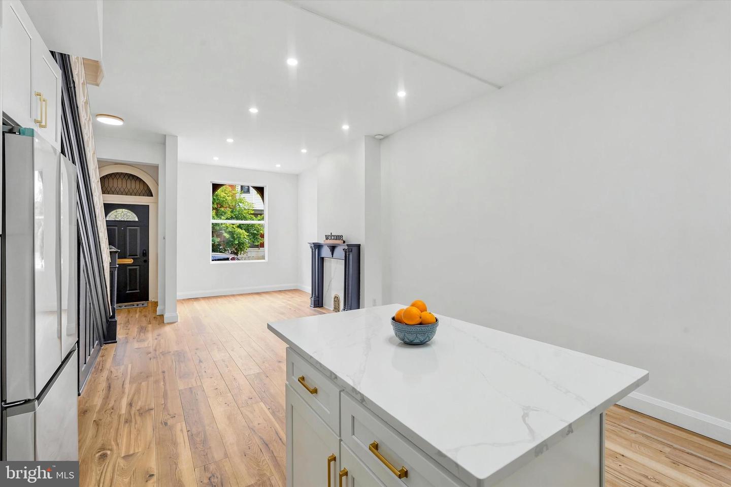 2304 Nicholas St Property Photo 8