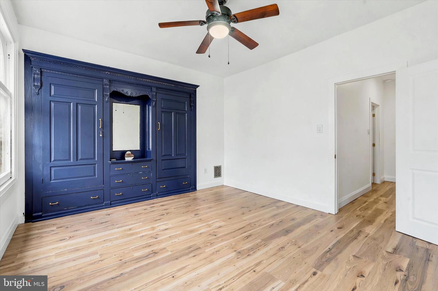 2304 Nicholas St Property Photo 26